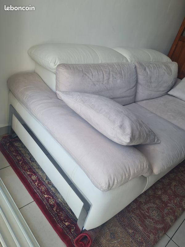 Vend fauteuil Crozatier cuir avec 2 coussins (image 2)
