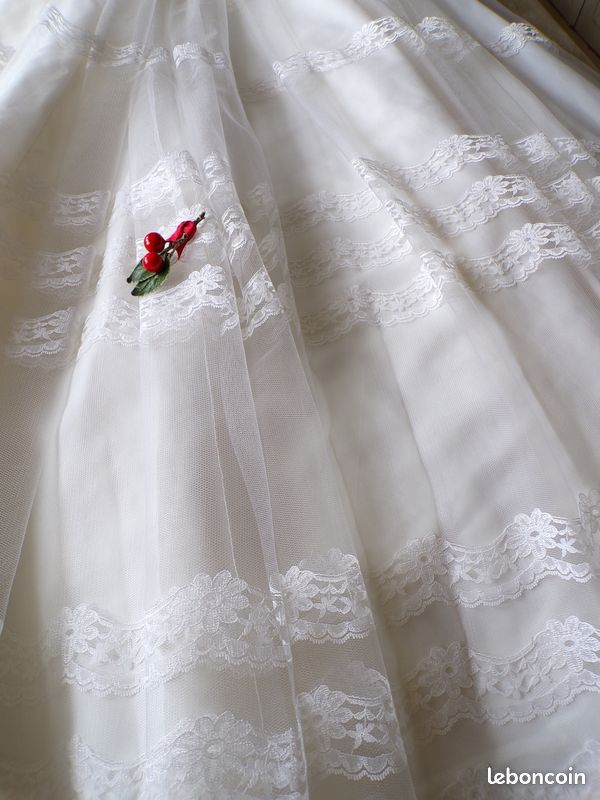 Robe de mariée dentelle années 70 (image 19)