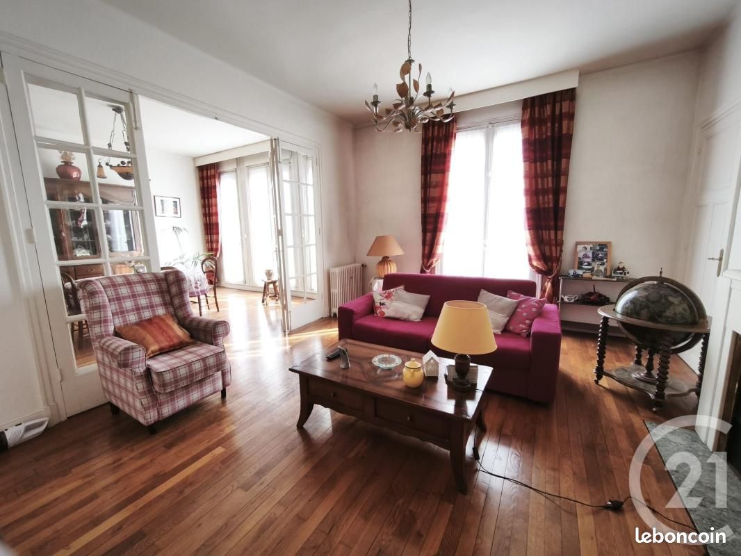 Appartement 5 pièces 134 m² · à Roanne · 134 m² · 199 000 €