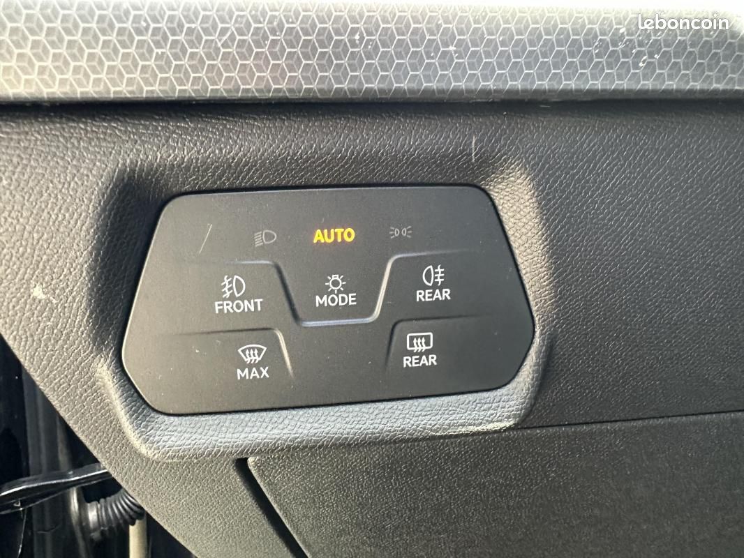 Seat Leon 1.0 TSI 130 BVM6 Style (image 8)