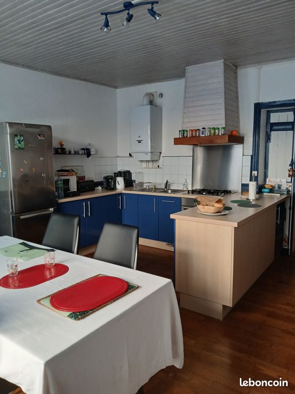Maison 7 pièces 158 m² · à Fougères · 158 m² · 210 000 €