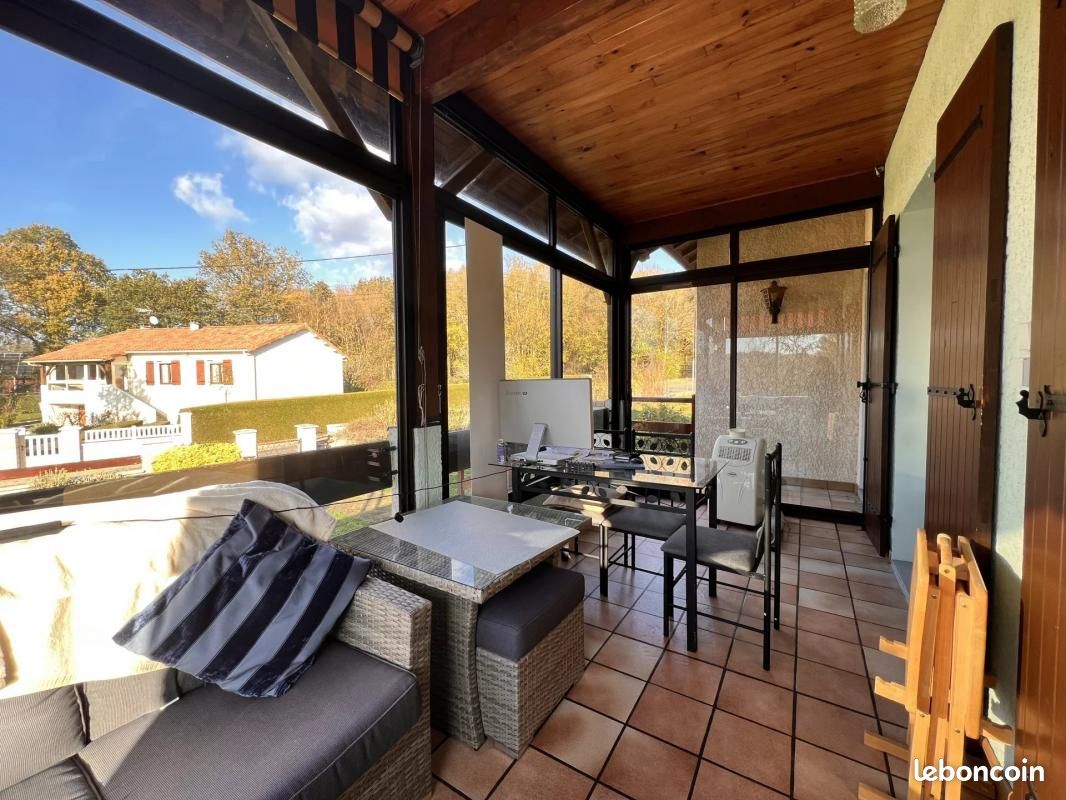 Maison 212 m² Vouleme - Voulême 86400 (image principale 11)