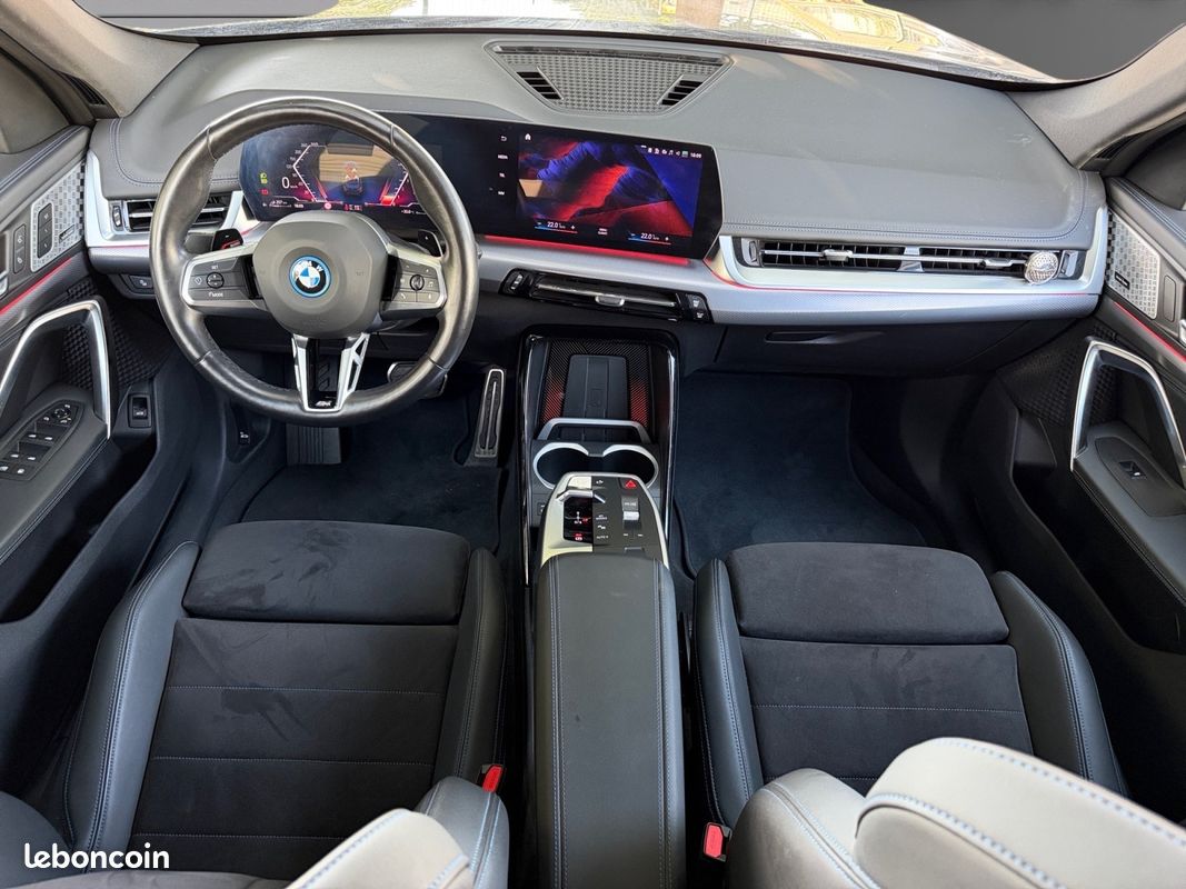 BMW X1 25E XDRIVE 245 M SPORT DKG - Toit Ouvrant - Harman Kardon - Sièges Electriques - Hybride Rechargeable (image 2)