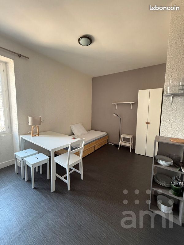 Appartement 1 pièce 16 m² · à Poitiers · 16 m² · 410 €