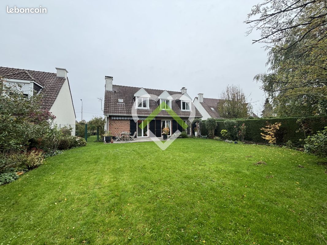 Maison 6 pièces 122 m² · à Villeneuve-d'Ascq · 122 m² · 550 000 €