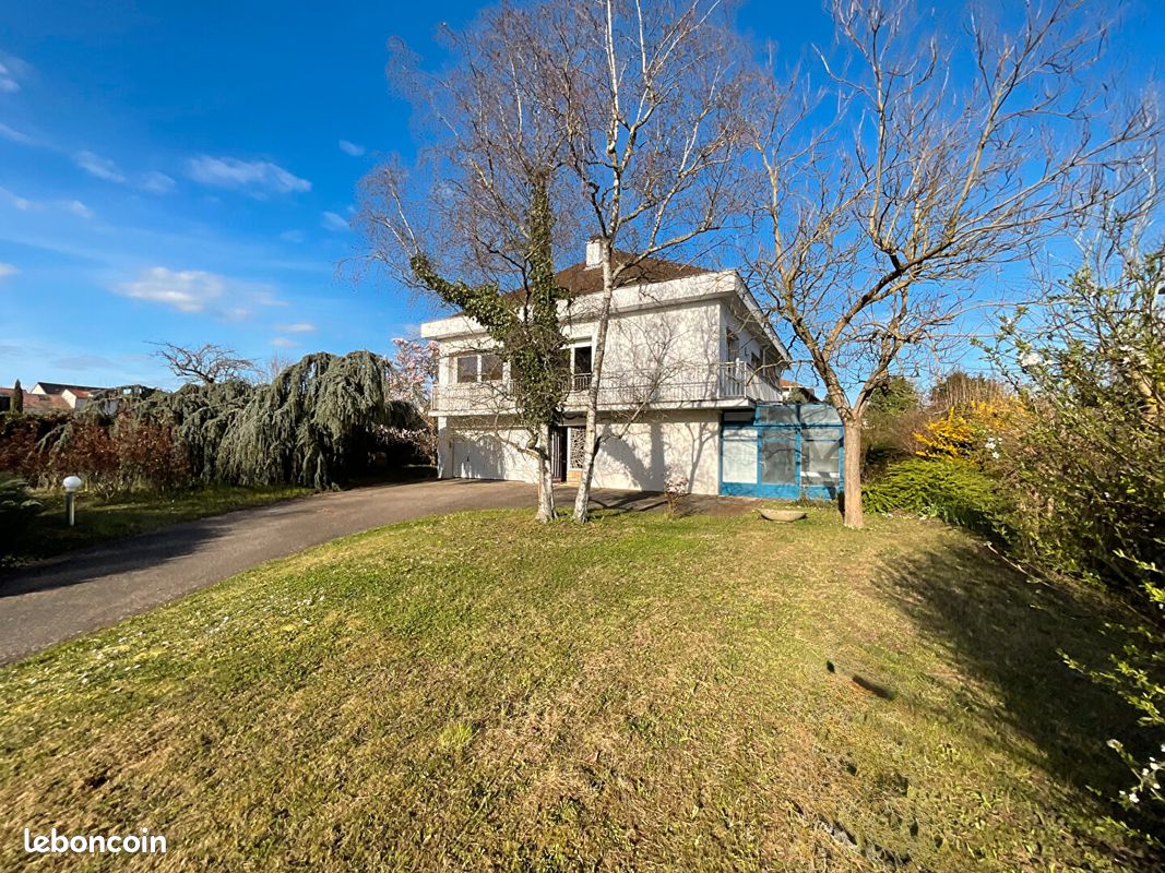 Maison 8 pièces 200 m² · à Tomblaine · 200 m² · 349 000 €