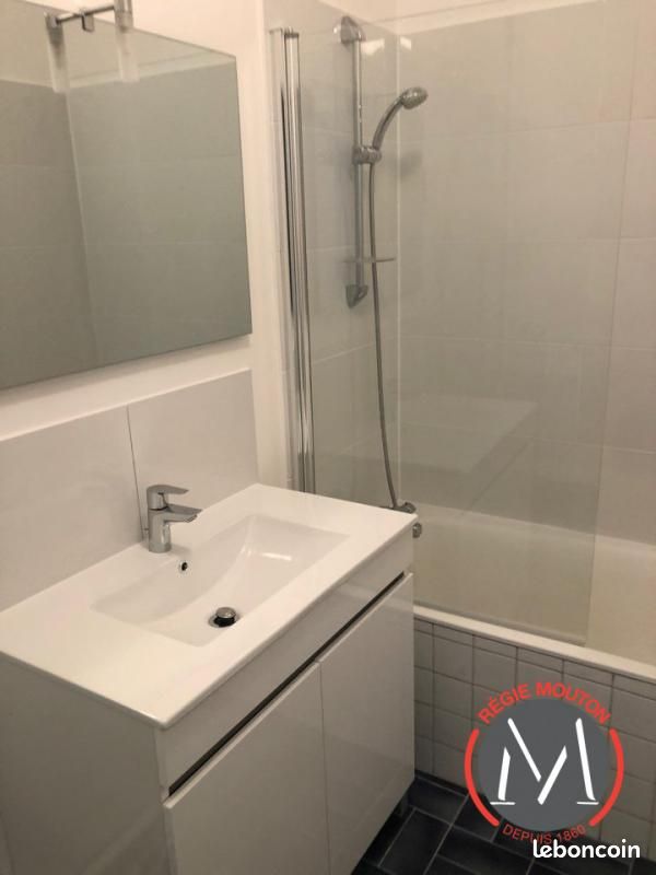 Appartement a louer rillieux-la-pape - 4 pièce(s) - 94 m2 - Surfyn