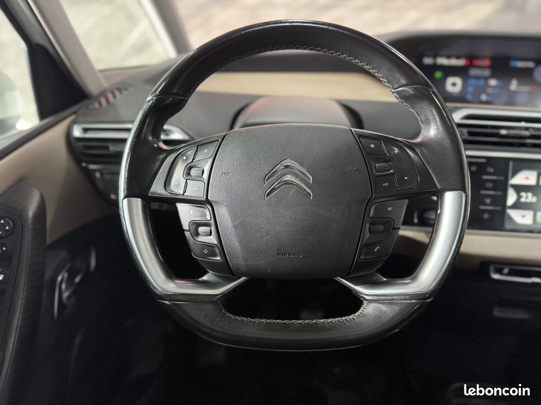 Citroen c4 e-hdi 115ch attraction 2014 (image 14)