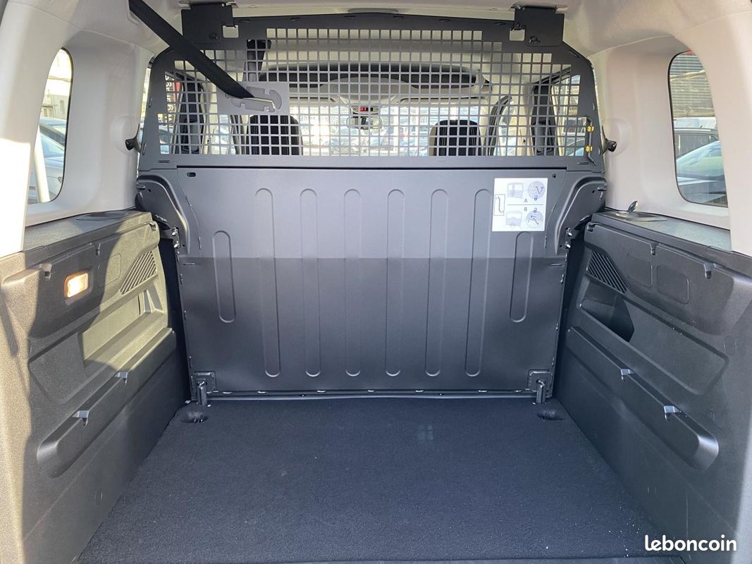 PEUGEOT RIFTER (2) Standard 1.5 BlueHDI S&S 130 EAT8 ALLURE N1 SANS MALUS / CAMERA / MAIN LIBRE (image 43)