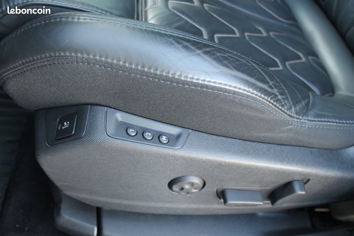 Peugeot 3008 2.0 BlueHDi 180ch SetS EAT6 GT (image 13)