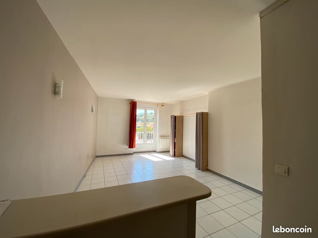 Appartement 1 pièce 39 m² · à Layrac · 39 m² · 415 €/mois