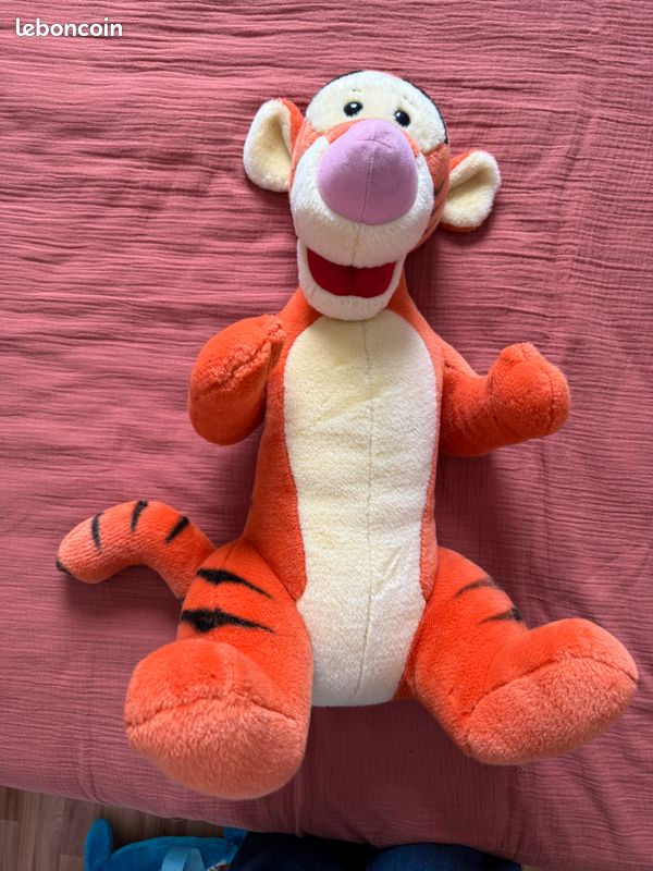 Peluche tigrou géante très bon état (image 2)