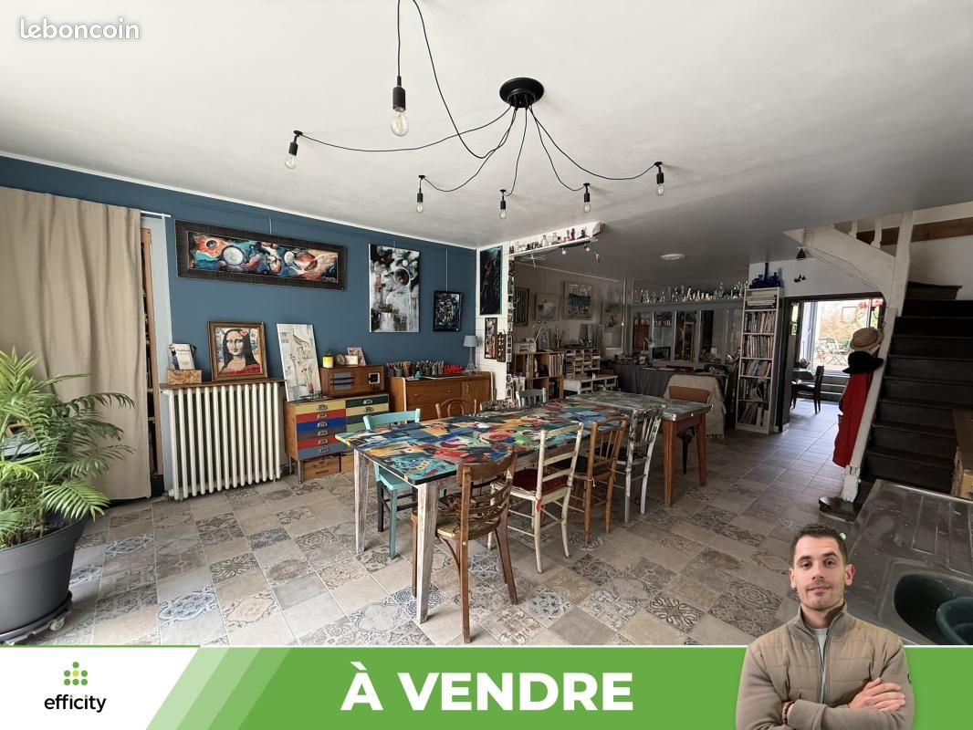 Maison 7 pièces 159 m² · à Saint-Savin · 159 m² · 112 000 €