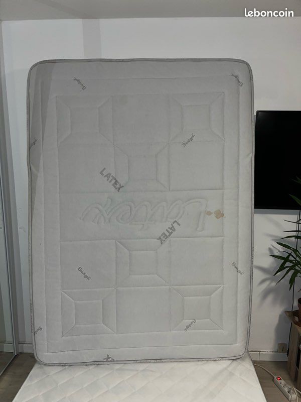 Matelas latex + sommier (image 3)