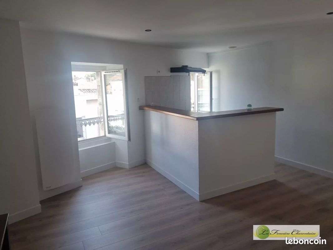 Appartement 2 pièces 35 m² · à Angoulême · 35 m² · 525 €/mois