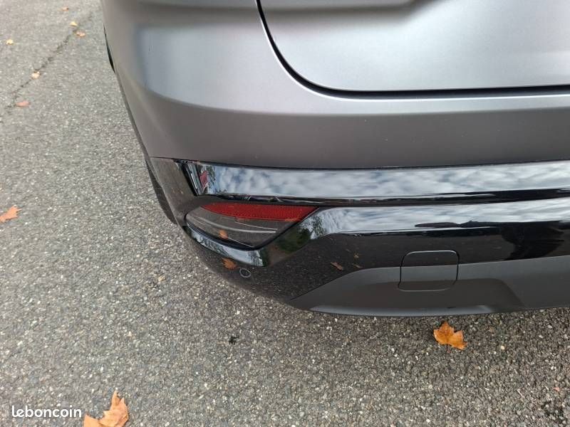 Renault Austral full hybrid E-Tech 200 ch Esprit Alpine (image 22)