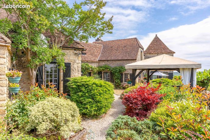 Maison 7 pièces 135 m²