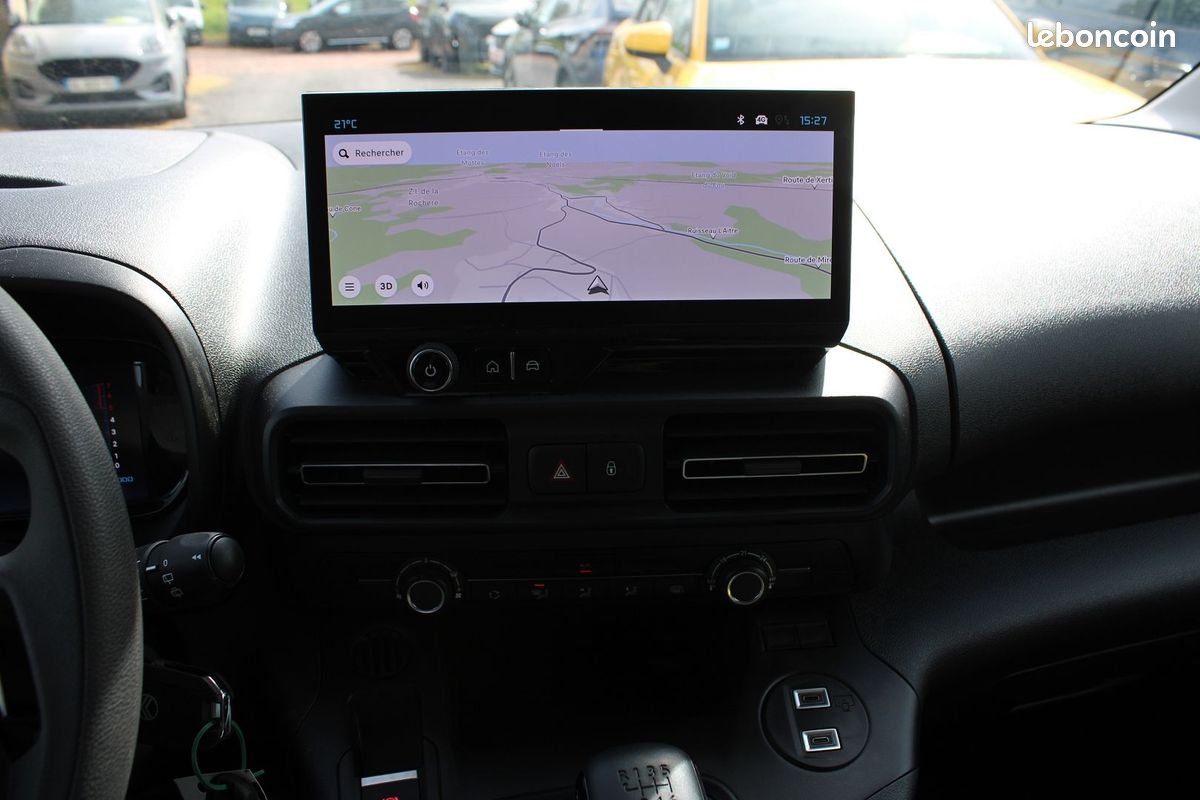 Citroen BERLINGO 5 M CONFORT BOITE 6V DIESEL 100 CV GRAND GPS 3D 2X CAMÉRA RÉGULATEUR BLUETOOTH (image 8)