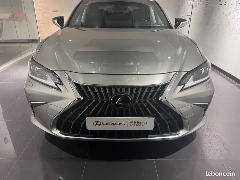 Lexus ES 300h Business MY23 (image 3)