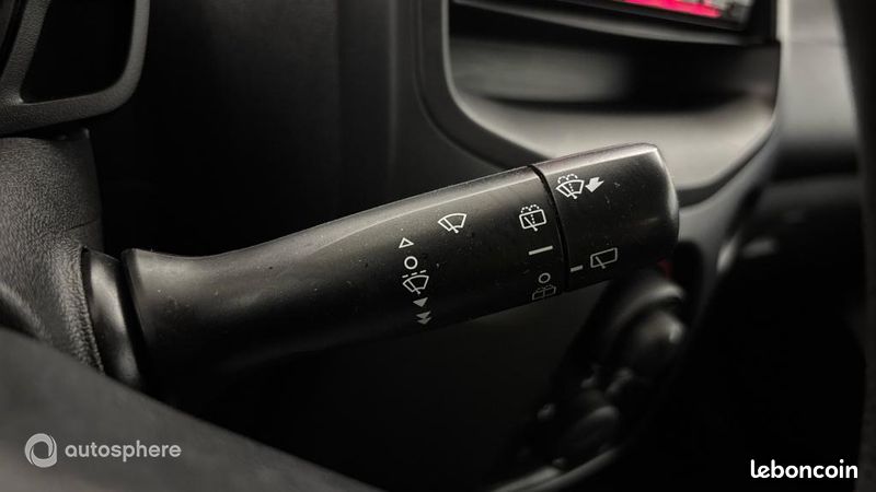 Citroen C1 VTi 72 S&S Feel 3p E6.d (image 24)