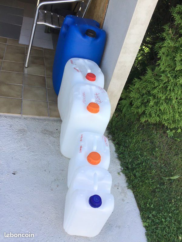 Bidons (image 2)