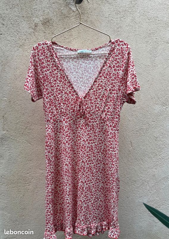 Robe à fleur (image 1)