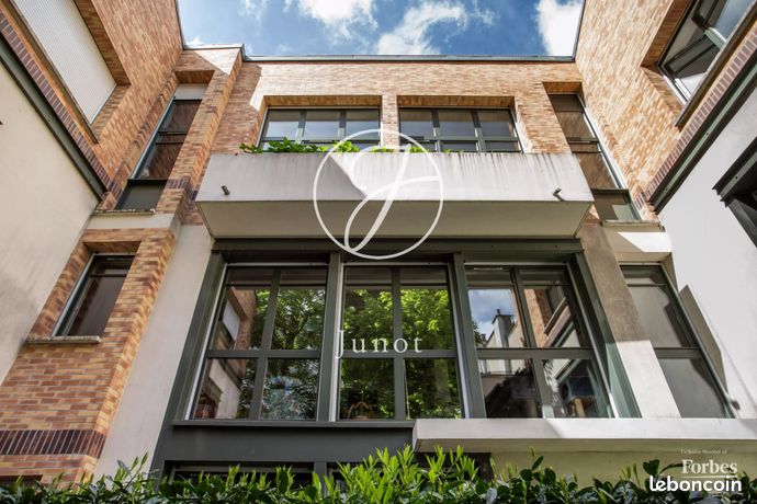 Maison de ville 6 pièces 148 m² — 2