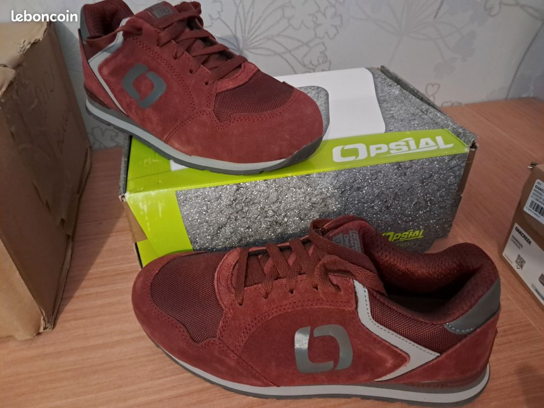 Chaussure / basket de sécurité 44 43 (image 4)