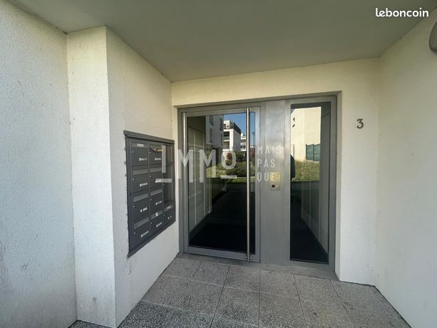 https://img.leboncoin.fr/api/v1/lbcpb1/images/e7/1e/5d/e71e5d67566411ecf0f4dfd1688271ee923fc96c.jpg?rule=ad-image