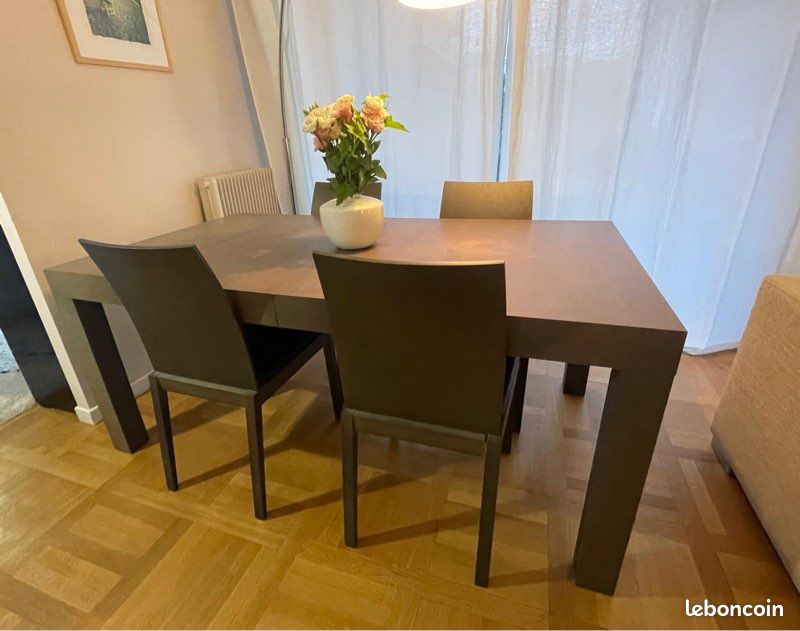 Table salle à manger HABITAT avec chaises (image 4)