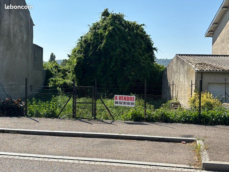 Terrain constructible 430m2 Avenue de Metz · à Pont-À-Mousson · 77 000 €