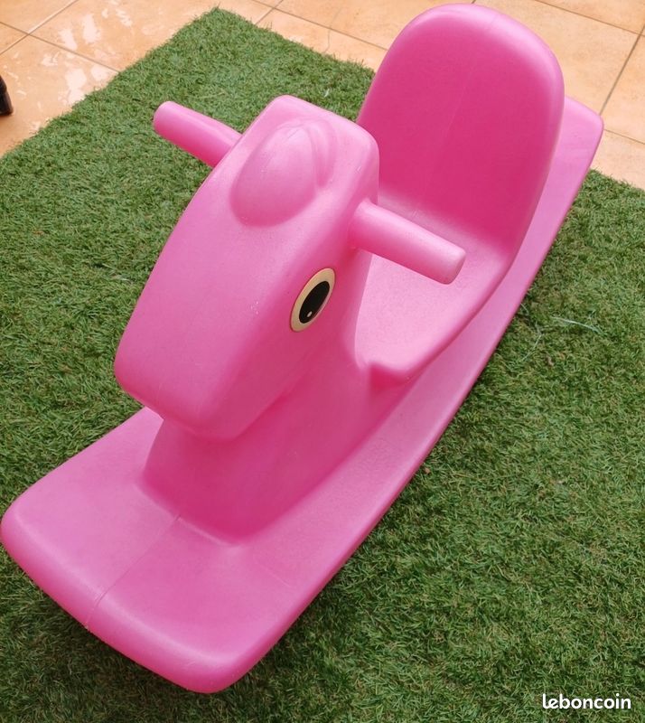 Cheval à bascule rose Little Tikes – 12 à 36 mois (image 1)
