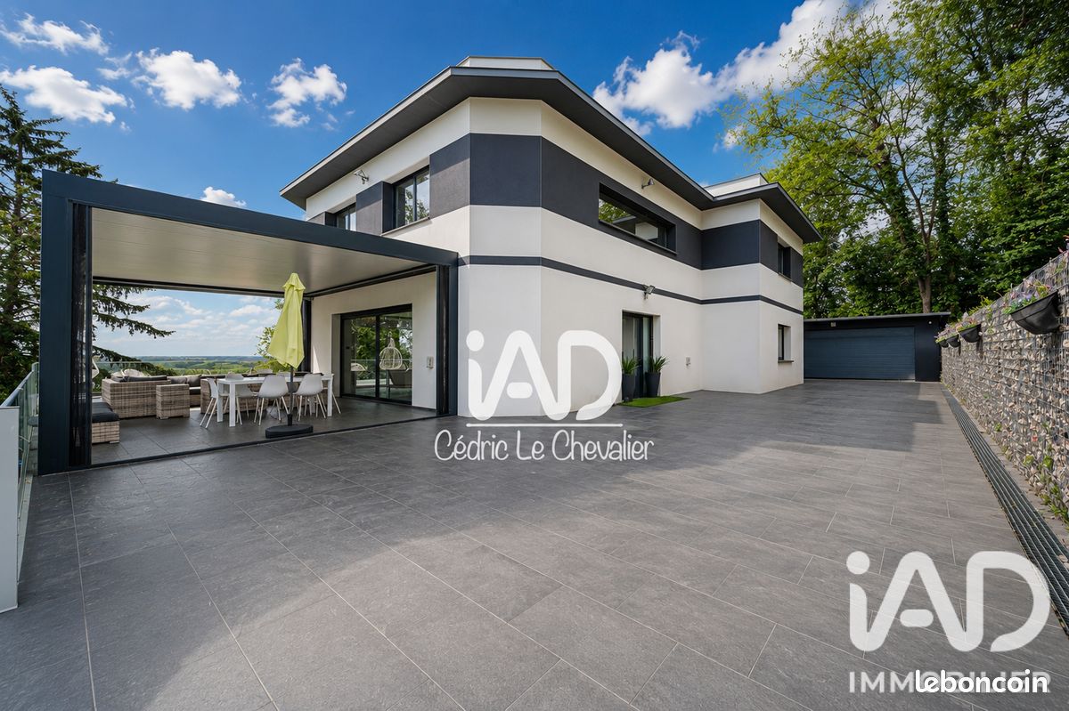 Maison 7 pièces 260 m² · à Thorigny-sur-Marne · 260 m² · 1 395 000 €