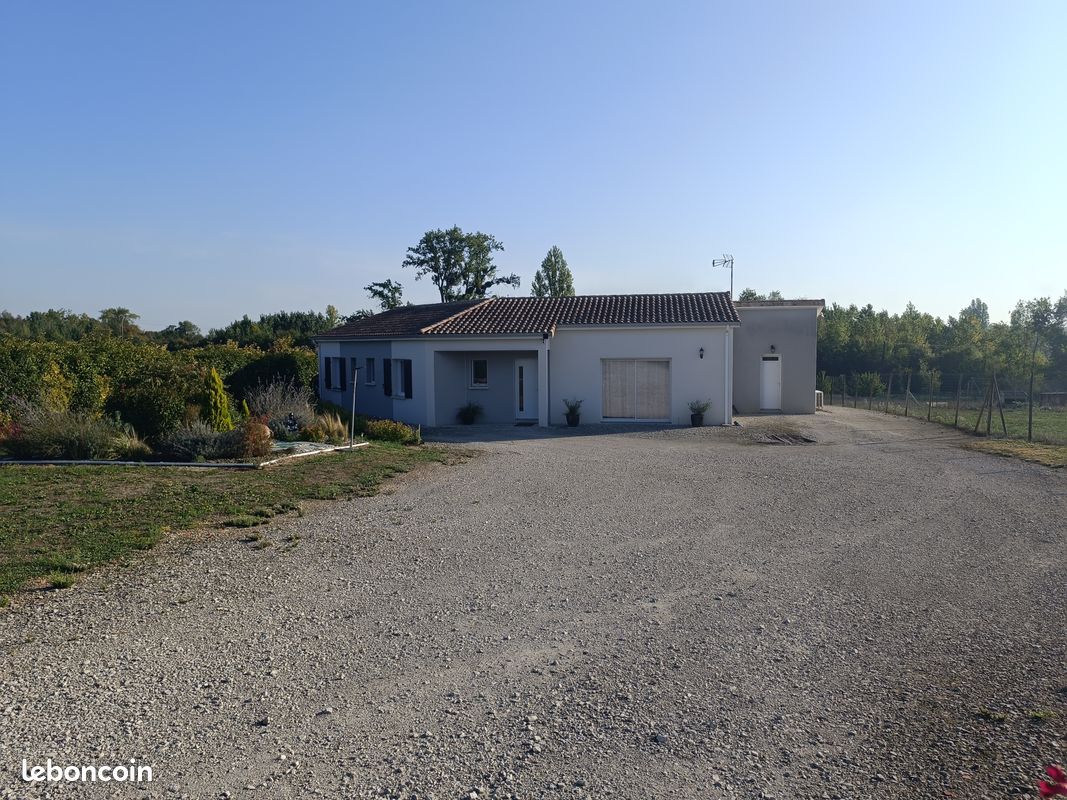 Maison 5 pièces 119 m² · à Nercillac · 119 m² · 235 000 €