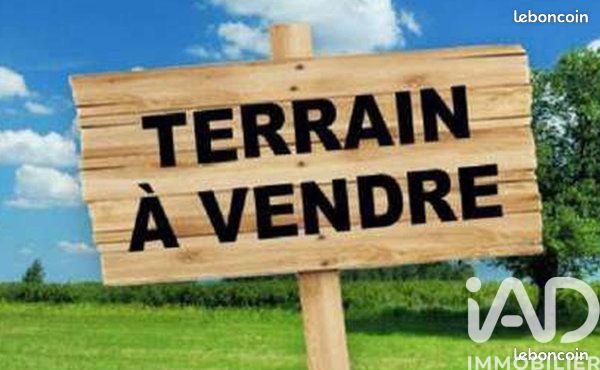 Terrain 925 m² · à Saint-Médard-d'Aunis · 925 m² · 151 500 €