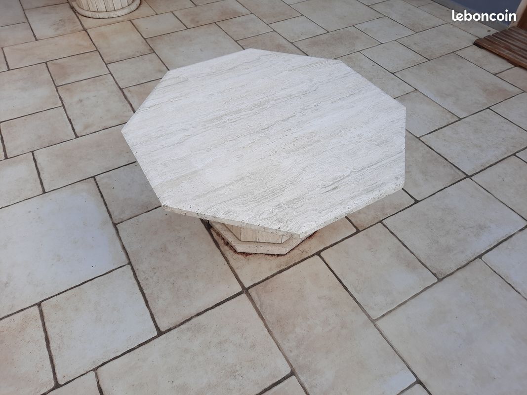 Table en travertin (image 1)