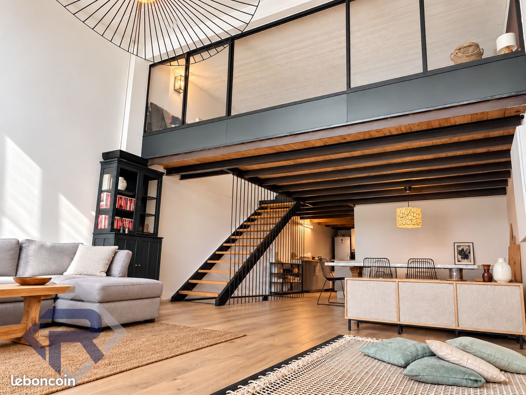 Appartement 4 pièces 167 m² · à Montreuil · 167 m² · 699 000 €