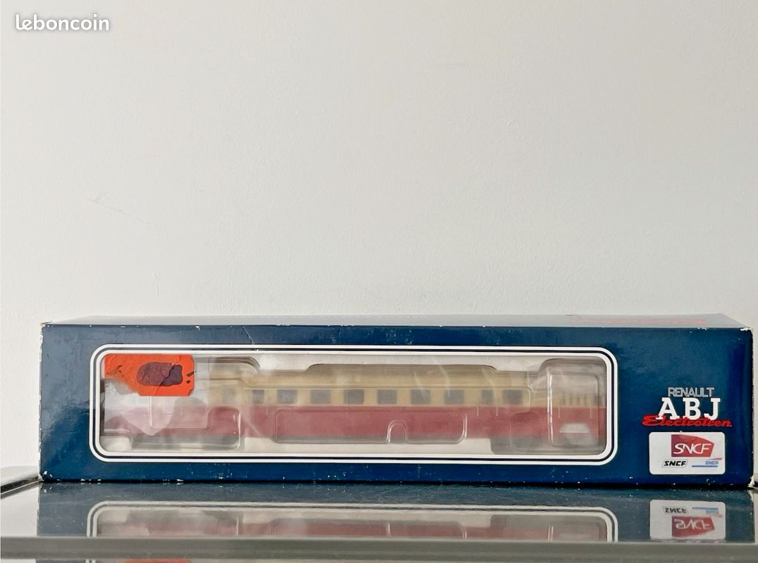EST VH Renault railcar digital