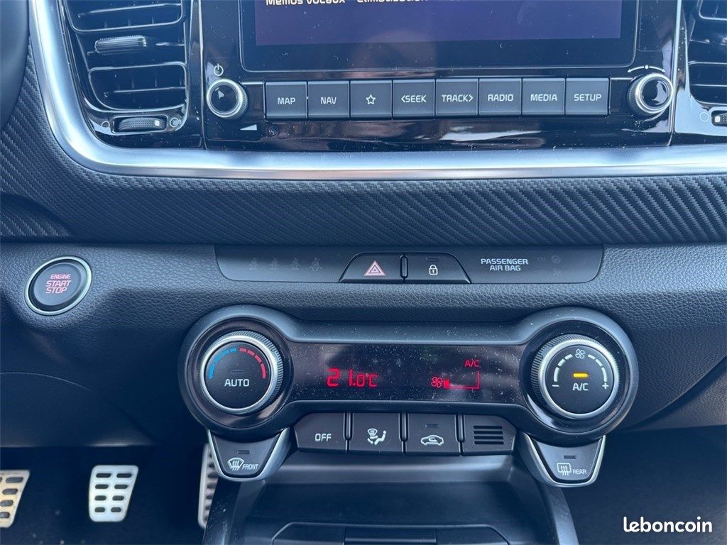 Kia Stonic 1.0 T-GDI 100 CH BVM6 GT-line (image 22)