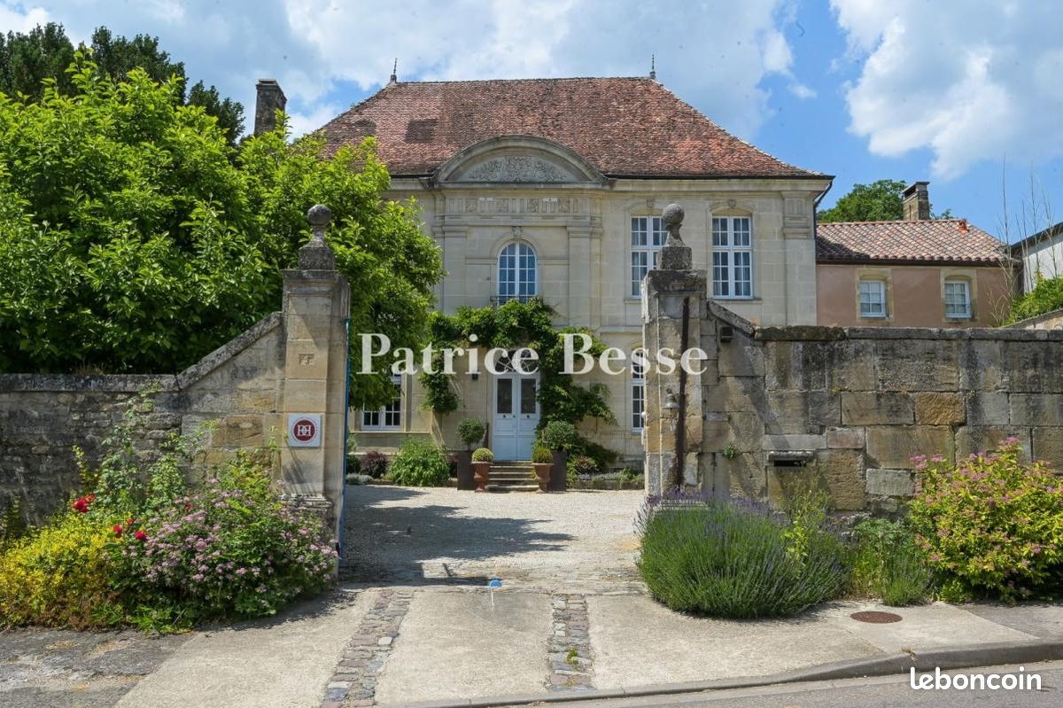 Maison 11 pièces 601 m² · à Bar-le-Duc · 601 m² · 1 450 000 €