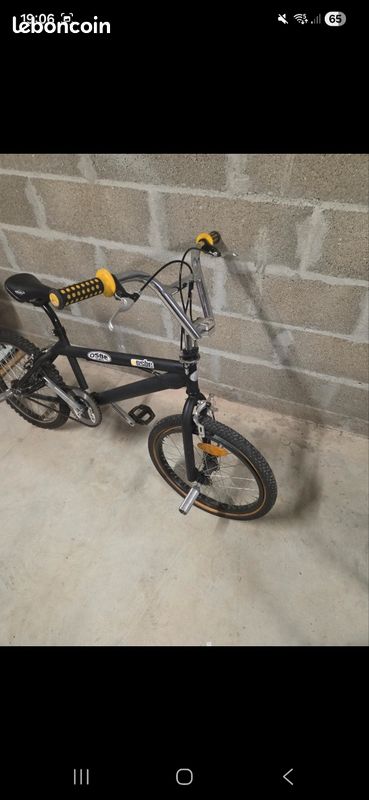 Vélo BMX (image 1)