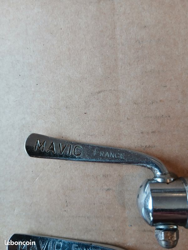 Jante avant LELEU pour scooter Peugeot 50 Trekker E10xMT3.00