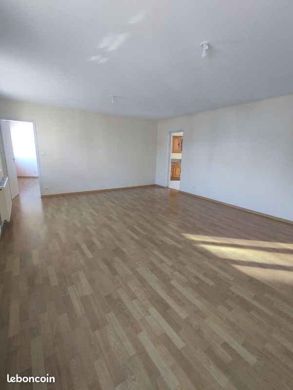 Appartement 4 pièces 98 m² · à Béthune · 98 m² · 850 €/mois