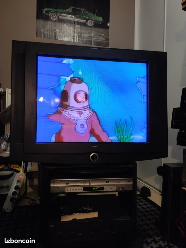 Tv crt tube haut gamme Loewe 70cm 50hertz Photo, audio vidéo