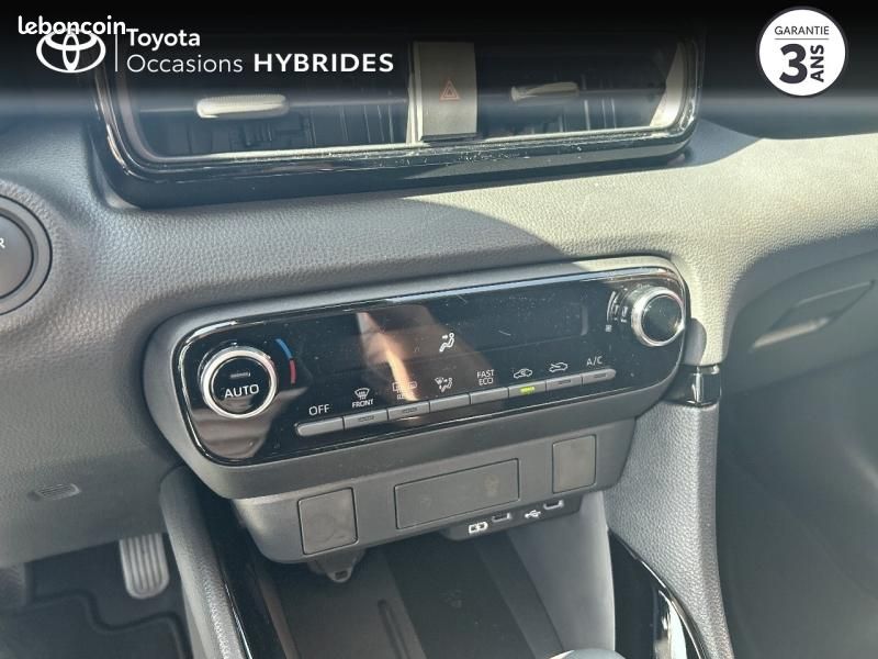 Toyota Yaris 116h Design 5p MY26 (image 17)