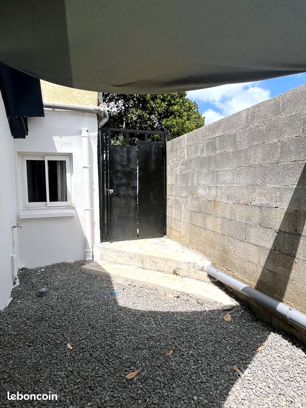 Appartement 3 pièces 55 m² · à Le Tampon · 55 m² · 890 €/mois