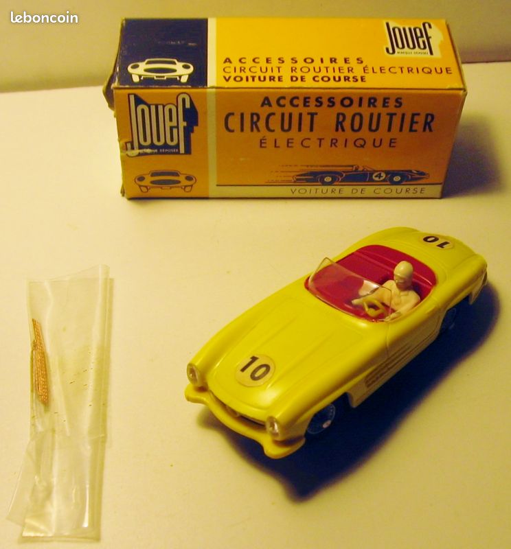 Circuit Routier Jouef – Ferrari 250 GTO Jaune Fonctionnelle + Cadeau