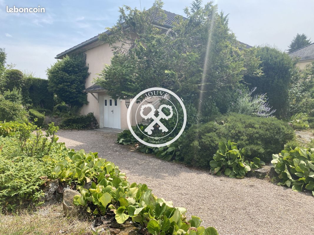 Maison 4 pièces 97 m² · à Verrières · 97 m² · 180 000 €
