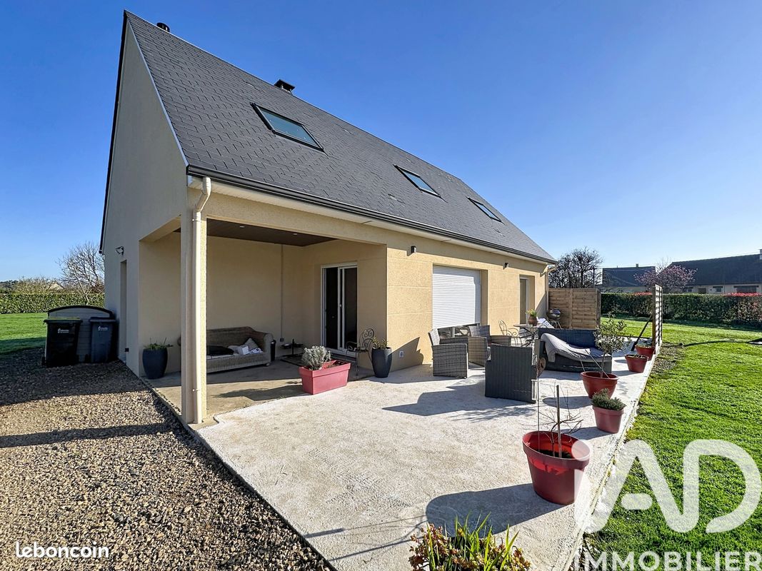 Maison 5 pièces 137 m² · à Vierville-sur-Mer · 137 m² · 365 000 €
