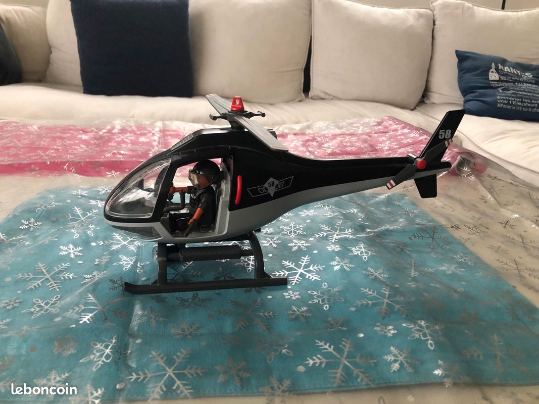 Magnifique hélicoptère Playmobil (image 2)